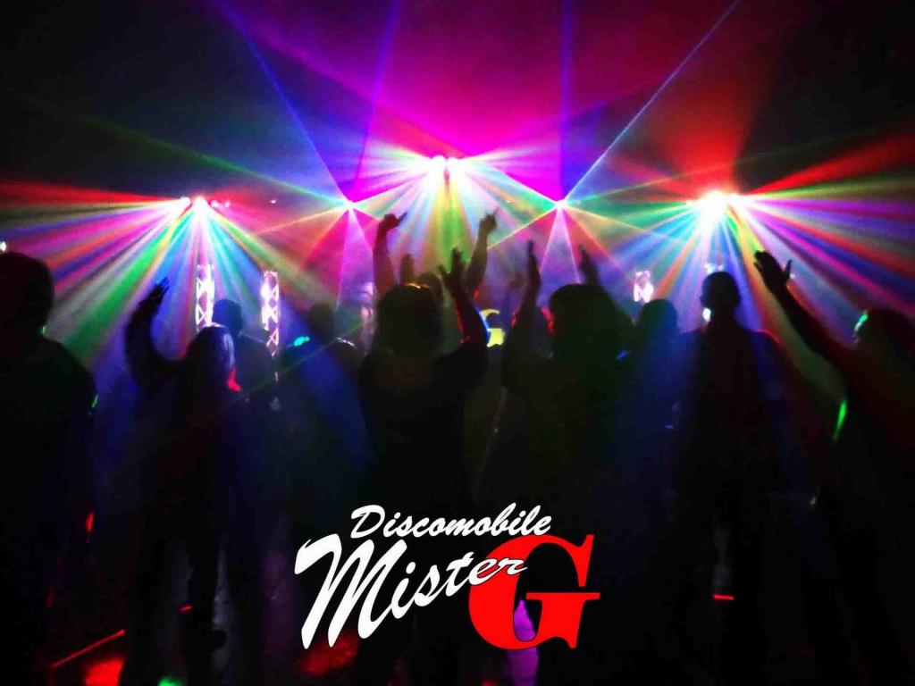 Sono MisterG Bals et Fêtes - Une ambiance de folie avec un magnifique podium