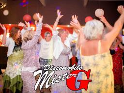 La folie sur la piste pour tous les invités avec MisterG